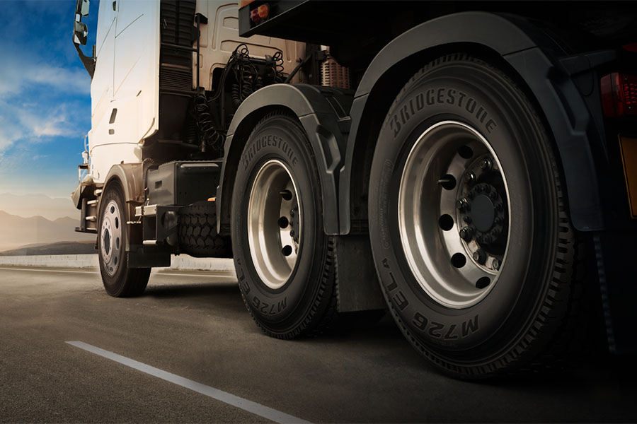 Bridgestone-impulsa-la-innovacion-en-llantas-comerciales-magazzine-del-transporte-w